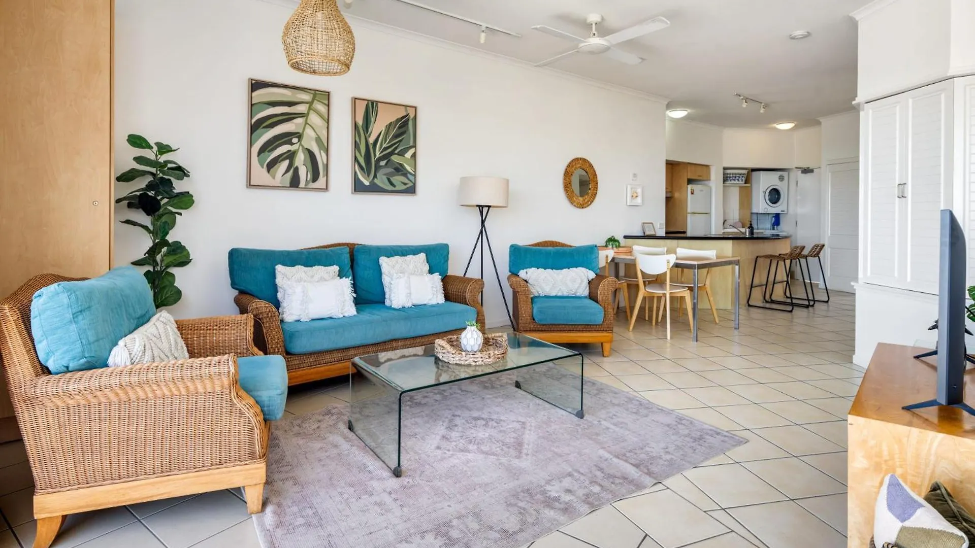 Top Floor Unit With Private Rooftop Terrace 卡伦德拉 0*,