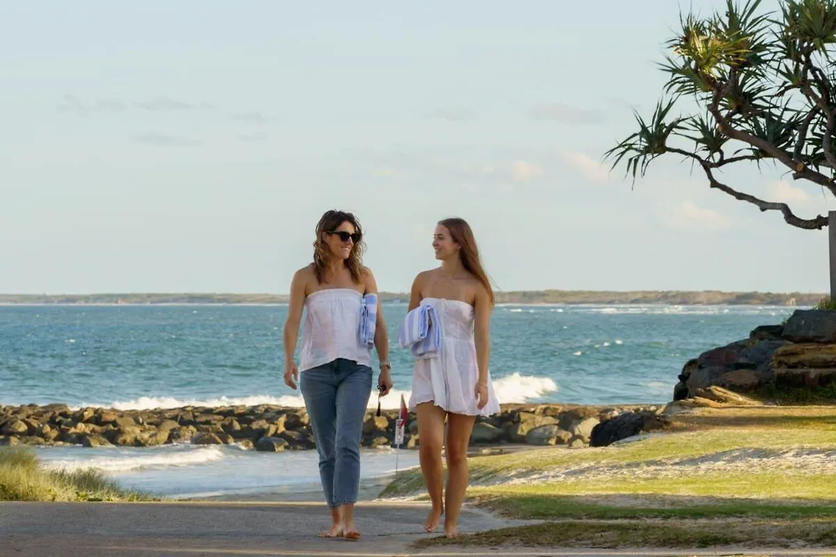 Top Floor Unit With Private Rooftop Terrace Caloundra Australia